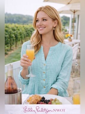 Lilly Pulitzer Aqua Pintuck Split-Neck Linen Tunic